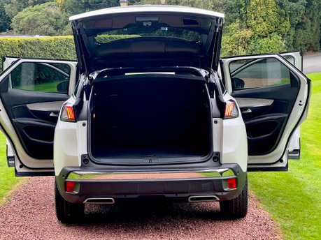 Peugeot 3008 S/S GT PREMIUM 37