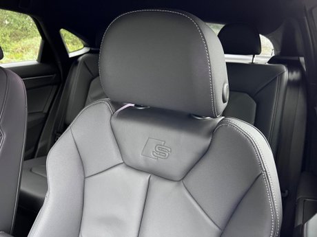 Audi Q3 1.5 TFSI CoD 35 S line Sportback S Tronic Euro 6 (s/s) 5dr 16