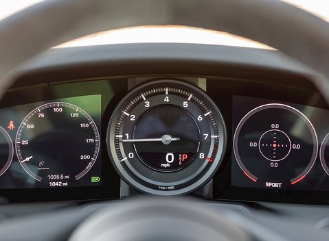 Porsche 911 (992) Carrera 4S 17