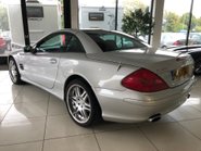 Mercedes-Benz SL Series SL500 V8 4