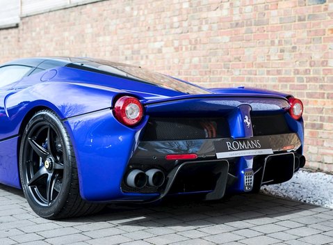 Ferrari LaFerrari 28