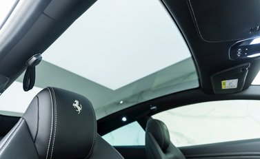 Ferrari GTC4 Lusso V12 13