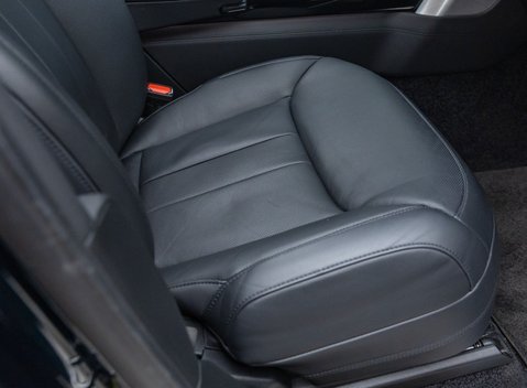Land Rover Range Rover P550e AUTOBIOGRAPHY 17