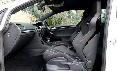 Volkswagen Golf GTI S Clubsport 13