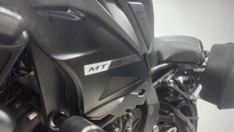 Yamaha MT-10 1000 Hyper-naked Mt 35k serviced extras new battery and MOT 51