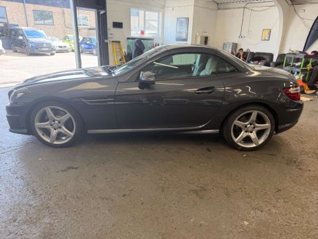 Mercedes-Benz SLK 2.1 SLK250 CDI AMG Sport G-Tronic+ Euro 5 (s/s) 2dr 9