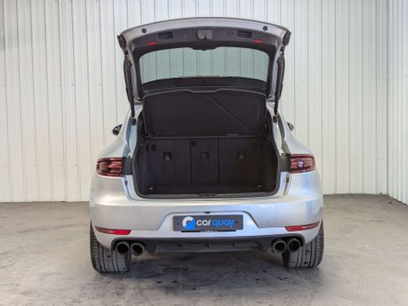 Porsche Macan 3.0 Macan GTS Semi-Auto 4WD 5dr 42