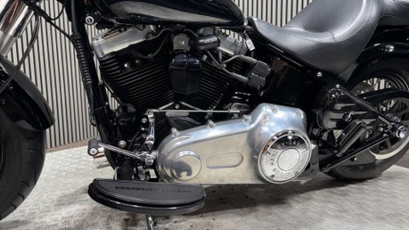 Harley-Davidson Softail 1690 FLS SLIM 2016 ONLY 9K 1 GENUINE OWNER STUNNING CRUISER 24
