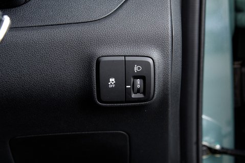 Hyundai i10 ADVANCE 15