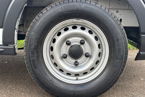 Ford Transit 350 L3 Srw 130 ps Curtain Side Truck with Tail Lift 27