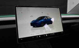 Tesla Model 3 LONG RANGE RWD TOW BAR WHITE INTERIOR GROK AI VENTILATED SEATS 1 OWNER VATQ 21