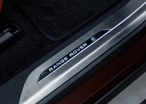 Land Rover Range Rover P530 SV 