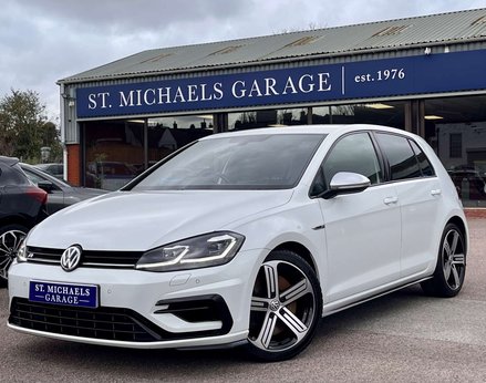 Volkswagen Golf 2.0 Golf R TSi 4WD 5dr 1