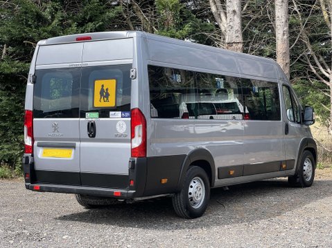 Peugeot Boxer 2.2 Boxer 440 L4H2 17-Seat Non-D1 Lightweight minibus with Passeger Lift 7