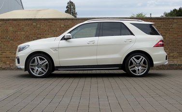 Mercedes-Benz M Class AMG 15