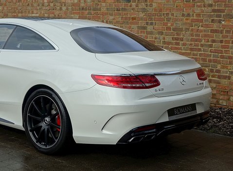 Mercedes-Benz S Class S63 Coupe 9