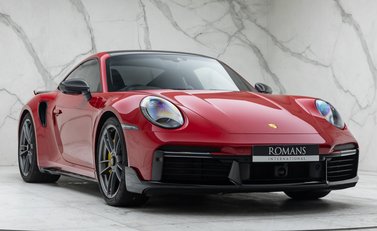Porsche 911 Turbo S (992) Lightweight 9