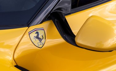 Ferrari LaFerrari Aperta 30