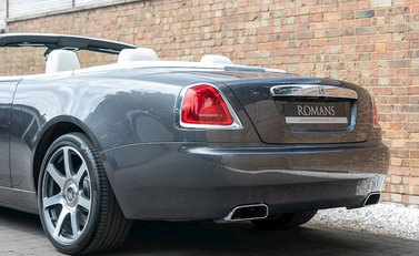 Rolls-Royce Dawn 24