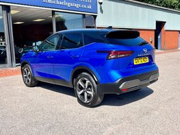 Nissan Qashqai 1.3 Qashqai N-Connecta DiG-T MHEV 5dr 9