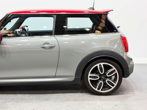 Mini Hatch 2.0 John Cooper Works Hatchback 3dr Petrol Auto Euro 6 (s/s) (231 ps) 19