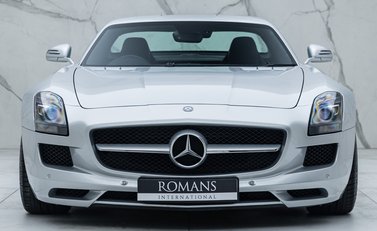 Mercedes-Benz SLS AMG 6