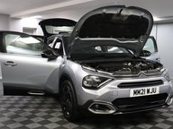 Citroen C4 PURETECH SHINE S/S 15