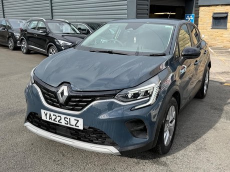 Renault Captur ICONIC EDITION TCE 5