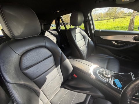 Mercedes-Benz GLC 2.1 GLC250d AMG Line G-Tronic+ 4MATIC Euro 6 (s/s) 5dr 8