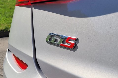 Maserati Quattroporte GTS 19