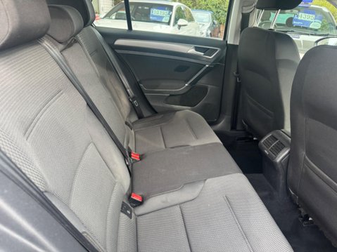 Volkswagen Golf 1.6 TDI BlueMotion Tech Match DSG Euro 5 (s/s) 5dr 25