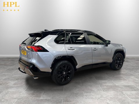 Toyota Rav4 2.5 VVT-h GPF Dynamic SUV 5dr Petrol Hybrid CVT 4WD Euro 6 (s/s) (222 ps) 7