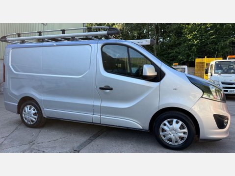 Vauxhall Vivaro 1.6 CDTi 2700 BiTurbo ecoFLEX Sportive L1 H1 Euro 5 (s/s) 5dr 6
