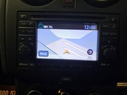 Nissan Qashqai 2.0 dCi Tekna Auto 4WD Euro 5 5dr (AVM) 31