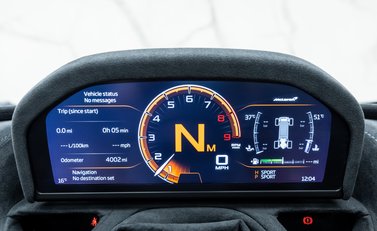 McLaren 765LT Spider 24