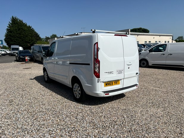 Ford Transit Custom SWB L1H1 (SOLD) Low Roof Limited 300 Air Con Alloys Sensors EURO 6 NO VAT 8