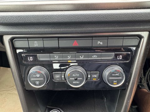 Volkswagen T-Roc 1.6 T-Roc SE TDI 5dr 12