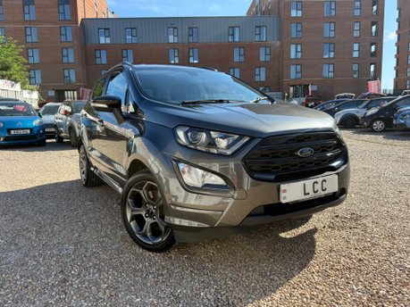 Ford Ecosport ST-LINE.. 3 SERVICES.. ONLY 50000 MILES.APPLE PLAY.,STUNNING EXAMPLE 