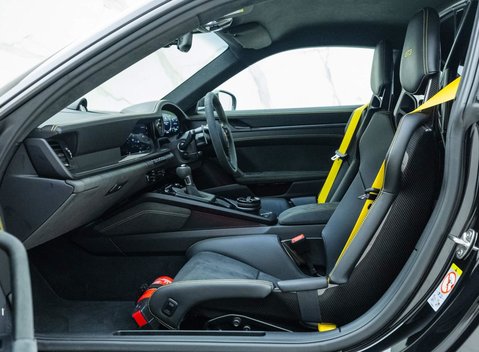 Porsche 911 GT3 (992) 8