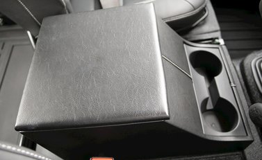 Land Rover Defender 90 TD XS Station Wagon 21