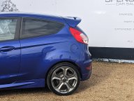 Ford Fiesta ST-3 6