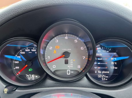 Porsche Macan 3.0 Macan S Semi-Auto 4WD 5dr 25