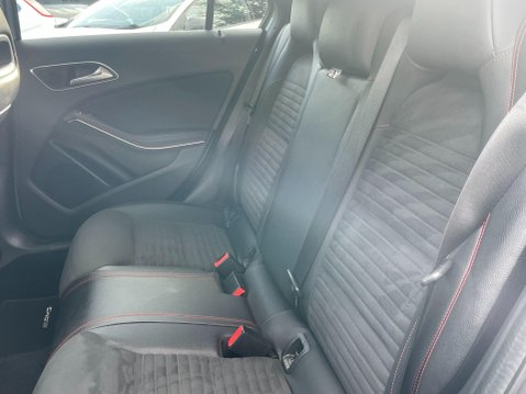 Mercedes-Benz A Class 2.1 A200d AMG Line (Premium) 7G-DCT Euro 6 (s/s) 5dr 22