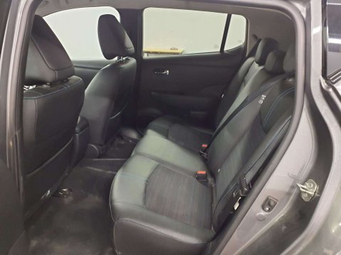 Nissan LEAF Leaf N-Connecta 5dr *NATIONAL DELIVERY* 13