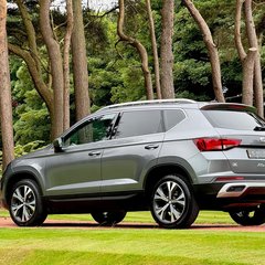 SEAT Ateca ECOTSI SE TECHNOLOGY 3
