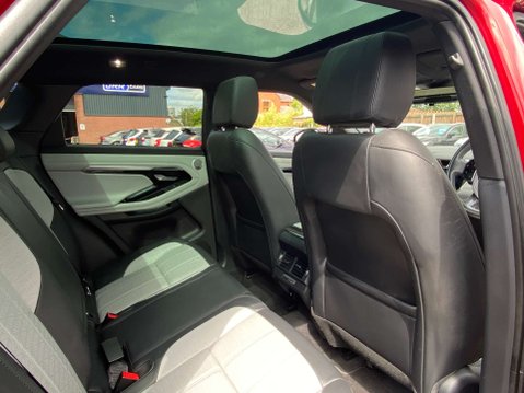 Land Rover Range Rover Evoque 2.0 Range Rover Evoque R-Dynamic HSE D Auto 4WD 5dr 11