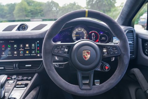 Porsche Cayenne TURBO GT 11