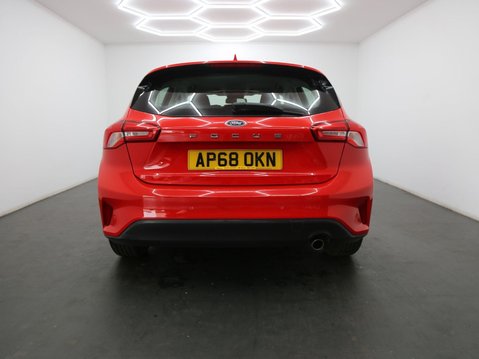 Ford Focus 1.0T EcoBoost Titanium Auto Euro 6 (s/s) 5dr 6