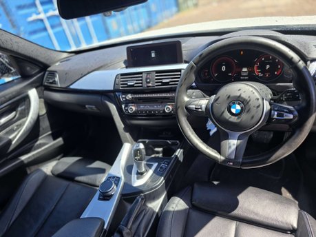 BMW 3 Series 2.0 318d M Sport Shadow Edition Touring 5dr Diesel Auto Euro 6 (s/s) (150 p 32