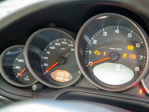 Porsche 911 3.8 997.2 CARRERA GTS 14